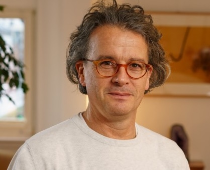Dr. Andreas Knierim